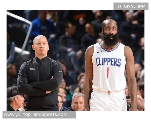 快船或将在明夏启动重建计划寻找接手哈登与小卡合同的合适人选 快船或将在明夏启动重建计划寻找接手哈登与小卡合同的合适人选