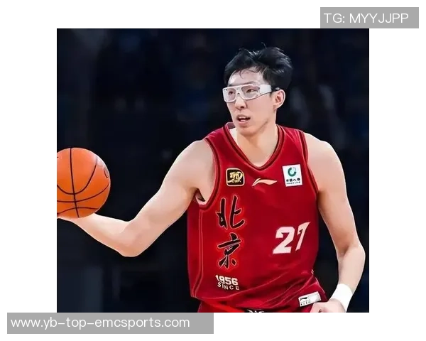 周琦为杜兰特全明星投票助阵暂列西部第九展现团队精神与支持 周琦为杜兰特全明星投票助阵暂列西部第九展现团队精神与支持