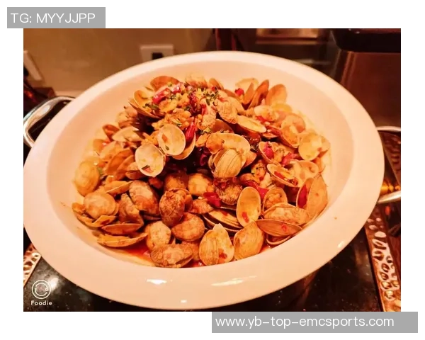 哈兰德饮食揭秘:每天六顿美食每周末尽情享受肉类盛宴 哈兰德饮食揭秘:每天六顿美食每周末尽情享受肉类盛宴